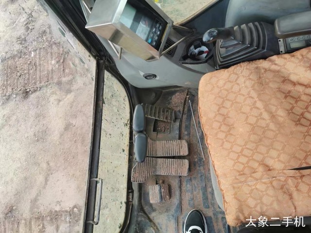 神钢 SK250-8 挖掘机