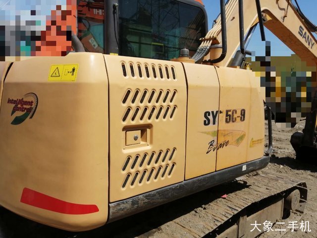三一重工 SY65C 挖掘机