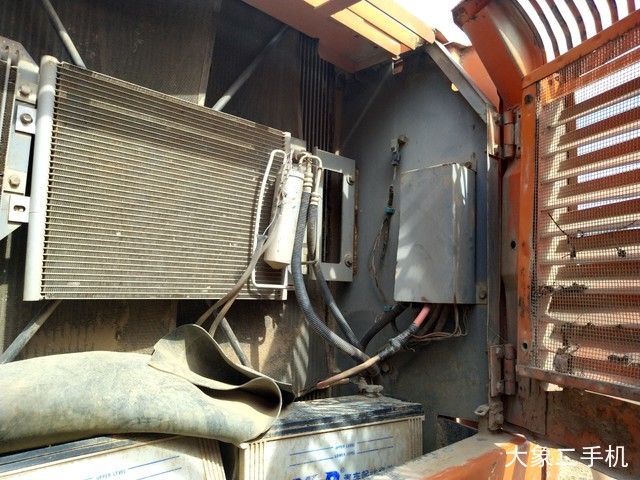 日立 ZX240-5A 挖掘机