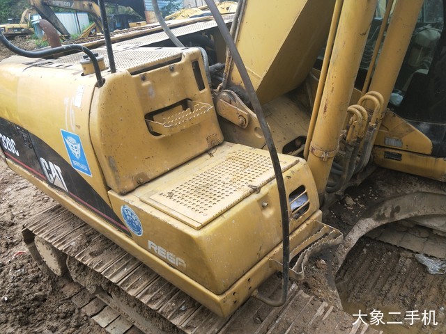 卡特彼勒 320C 挖掘机