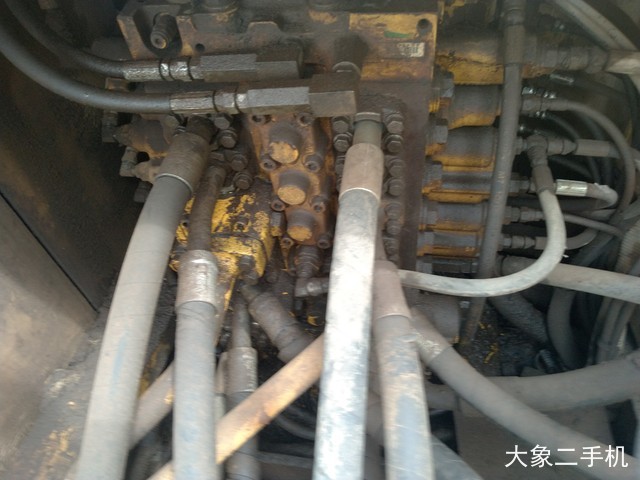 小松 PC240LC-8 挖掘机