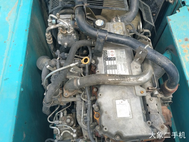 神钢 SK260LC-8 挖掘机