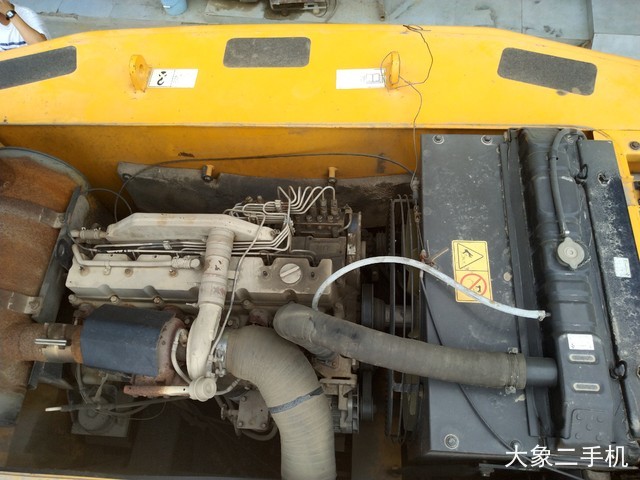 现代 R305LC-7 挖掘机