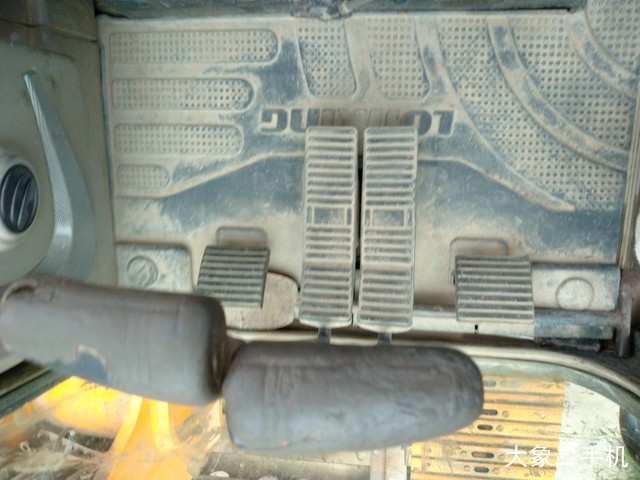 龙工 LG6065 挖掘机