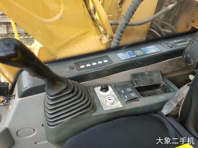 柳工 CLG915D 挖掘机