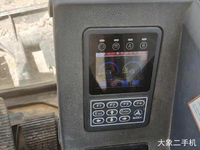 三一重工 SY60C 挖掘机