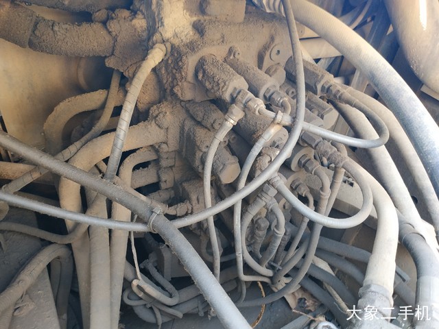 住友 SH210-5 挖掘机