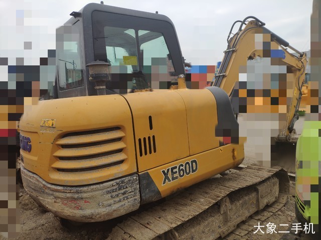 徐工 XE60D 挖掘机