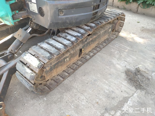 神钢 SK30SR-5 挖掘机