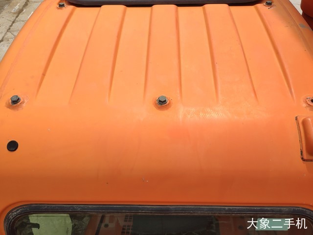 斗山 DX300LC 挖掘机