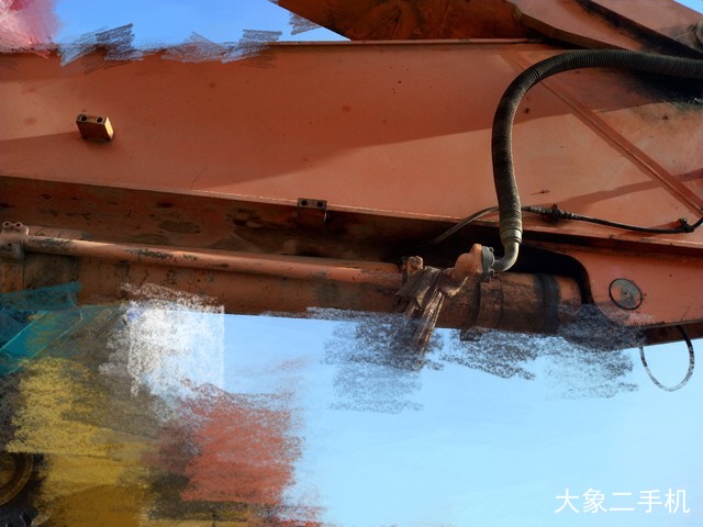 斗山 DX260LC 挖掘机