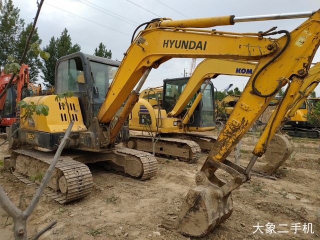 现代 R60-7 挖掘机