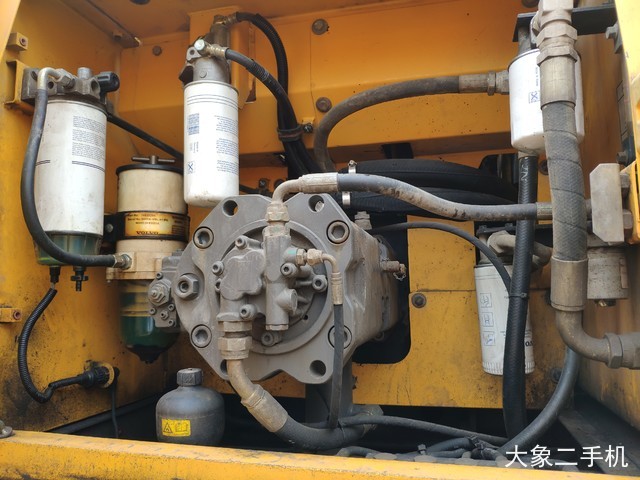 沃尔沃 EC290BLC 挖掘机