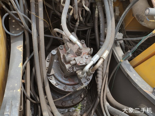 山东临工 LG6250 挖掘机