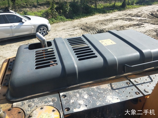 现代 R150LC-9 挖掘机