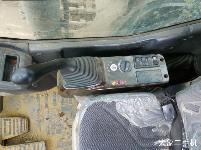 三一重工 SY245H 挖掘机