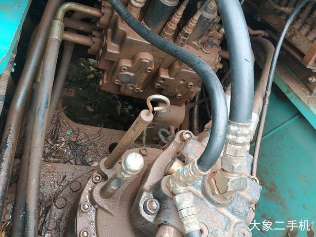 神钢 SK260LC-8 挖掘机