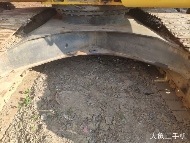 小松 PC200-8 Hybrid(混合动力) 挖掘机