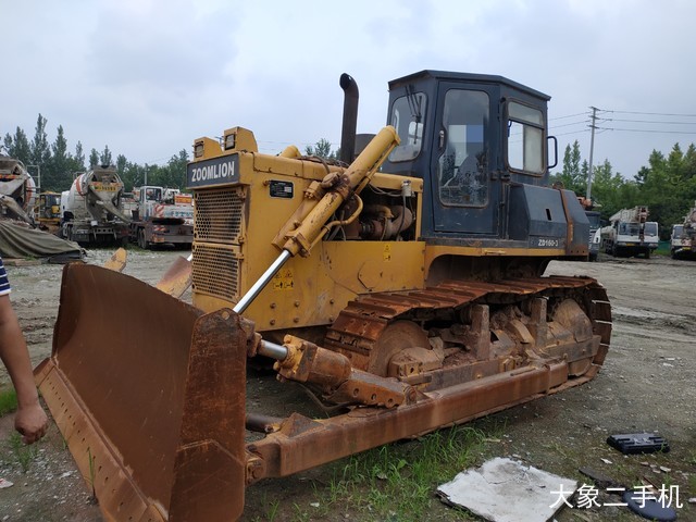 山推 SD16标准型 推土机