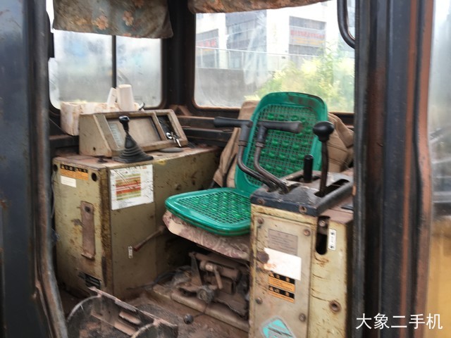 小松 D85EX-15 推土机