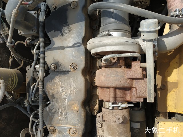 小松 PC200-8 挖掘机