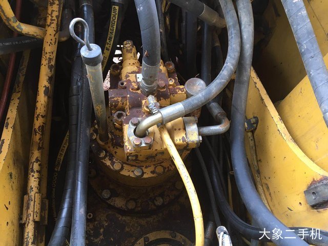 卡特彼勒 320C 挖掘机