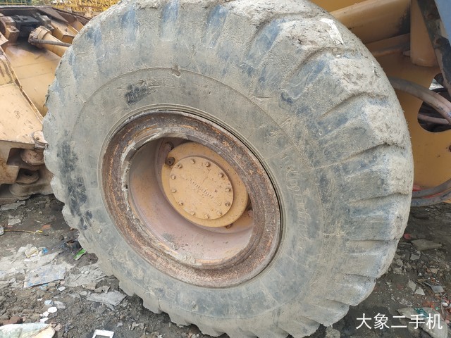 龙工 LG855B 装载机
