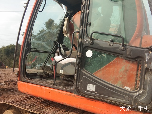 斗山 DX150LC 挖掘机