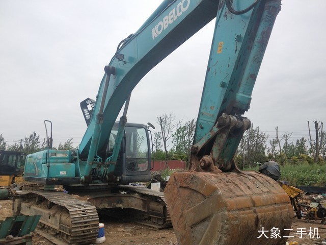 神钢 SK350LC 挖掘机