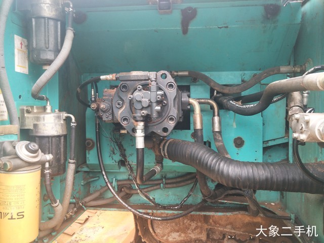 神钢 SK260LC-8 挖掘机