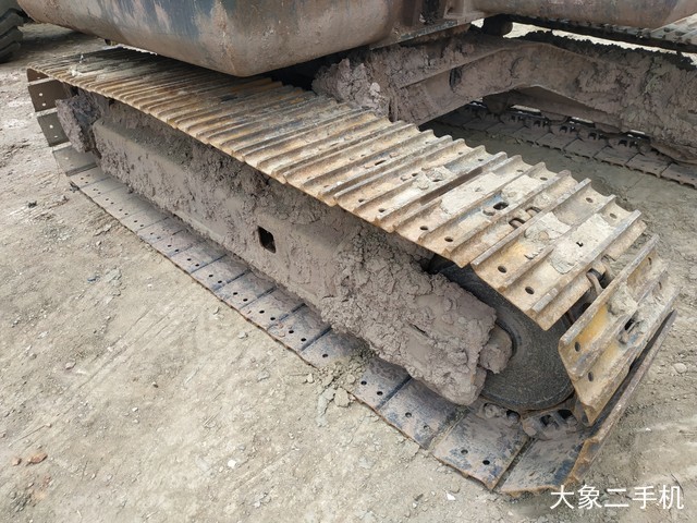 神钢 SK75-8 挖掘机