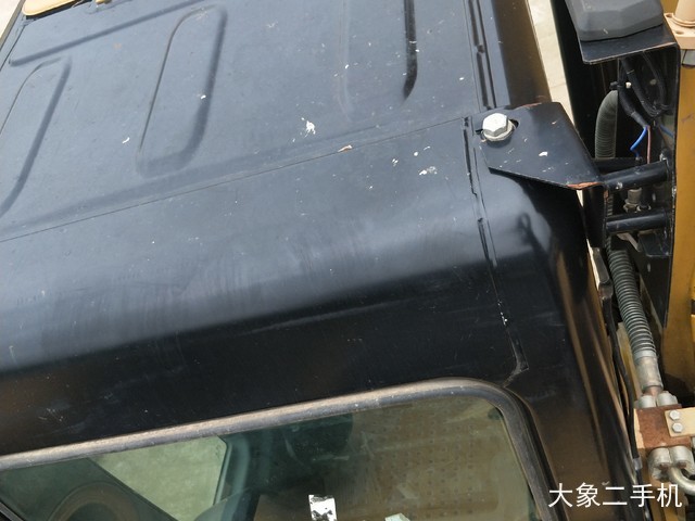 卡特彼勒 323DL 挖掘机