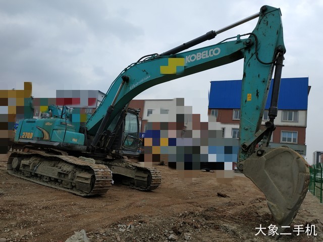 神钢 SK270D-8 挖掘机