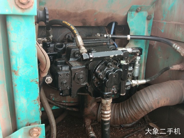 神钢 SK140LC-8 挖掘机