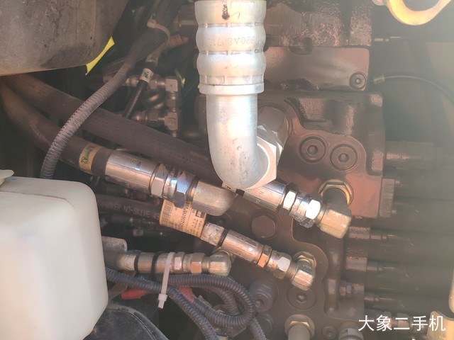 住友 SH75X-3B 挖掘机