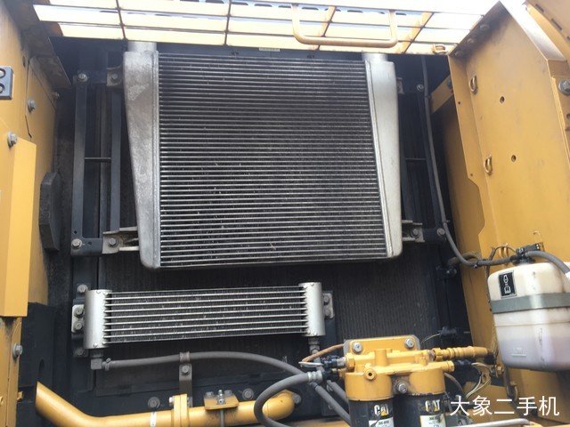 卡特彼勒 330D2L液压 挖掘机