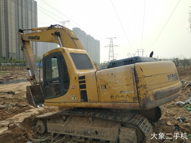 小松 PC200-6 挖掘机
