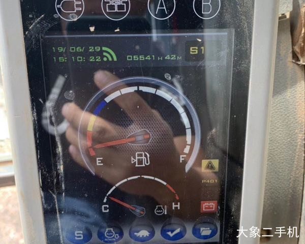 三一重工 SY115C-9 挖掘机