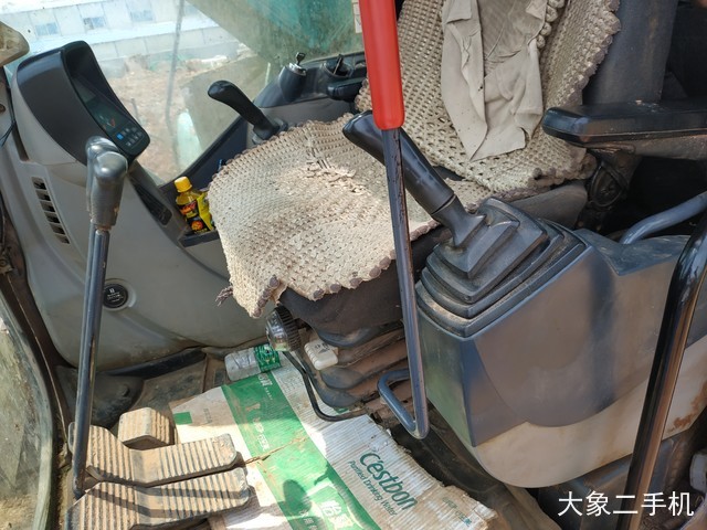 神钢 SK350LC-8 挖掘机