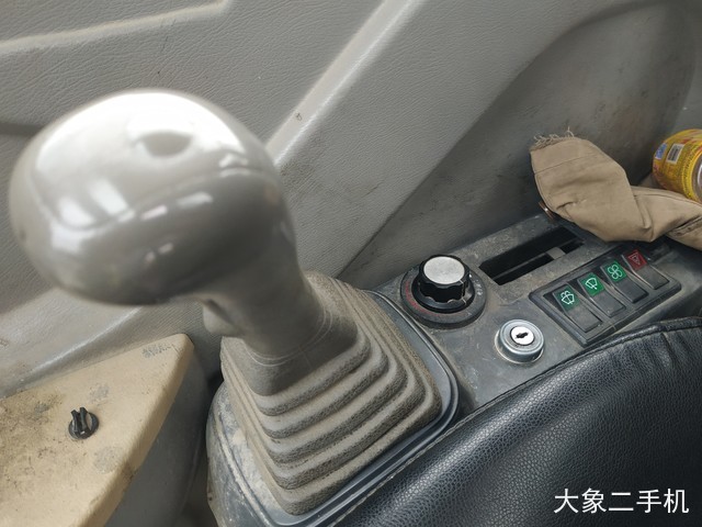 临工金利 LG690BM 挖掘机