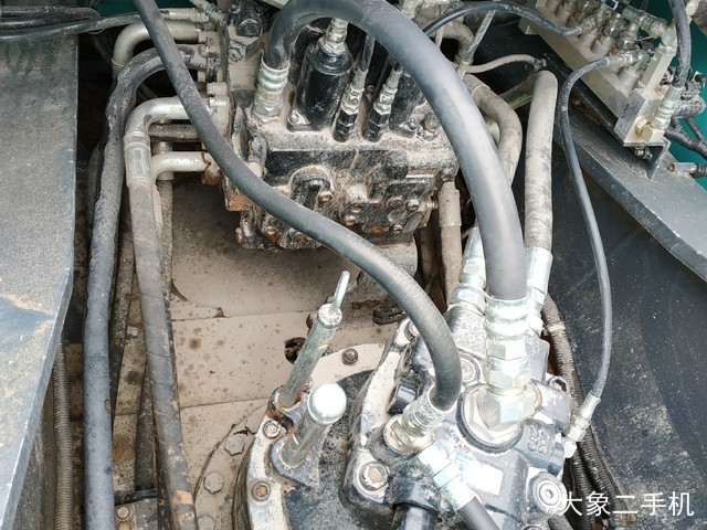 神钢 SK260LC-8 挖掘机