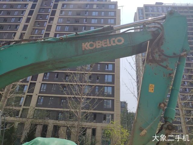 神钢 SK260LC-8 挖掘机