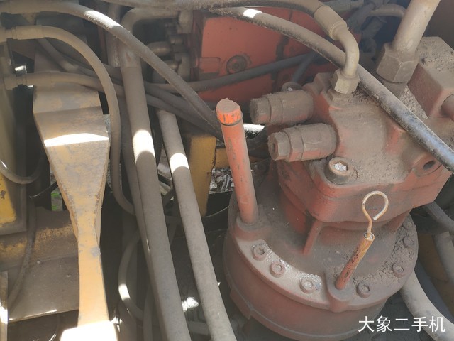 柳工 CLG225 挖掘机