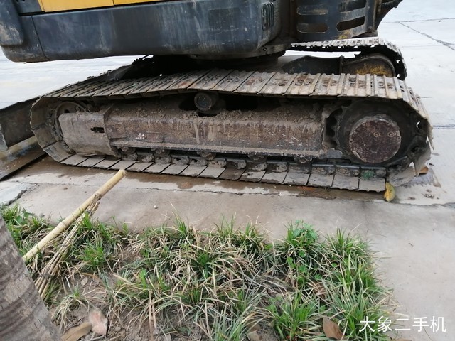 山东临工 LG660 挖掘机