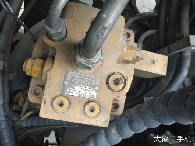 临工金利 LG690BM 挖掘机