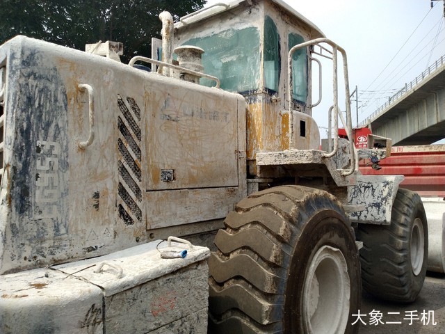 山东临工 LG953 装载机