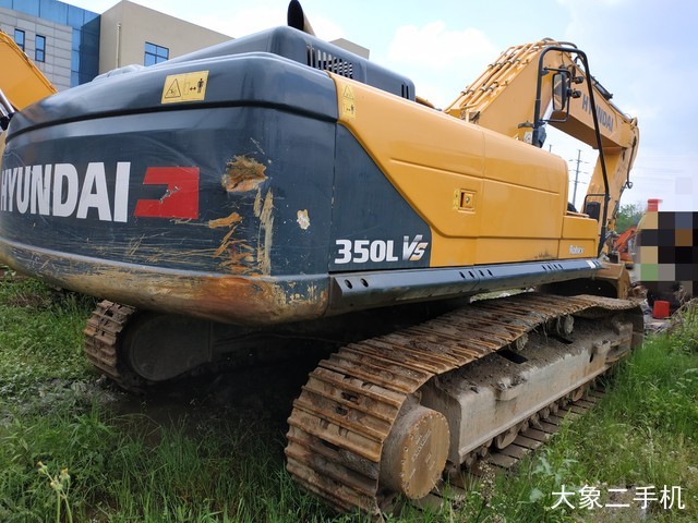 现代 350LVS 挖掘机