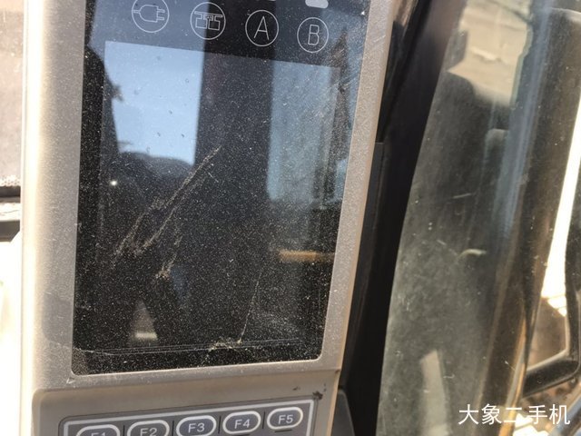 三一重工 SY135C 挖掘机