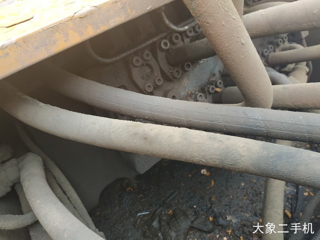 利勃海尔 R934B Litronic 挖掘机