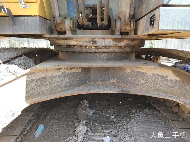 沃尔沃 EC300DL 挖掘机